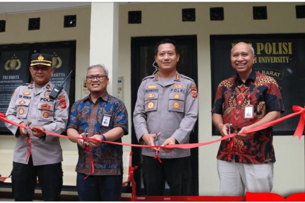 Kapolresta Bandung Officially Launch Police Post