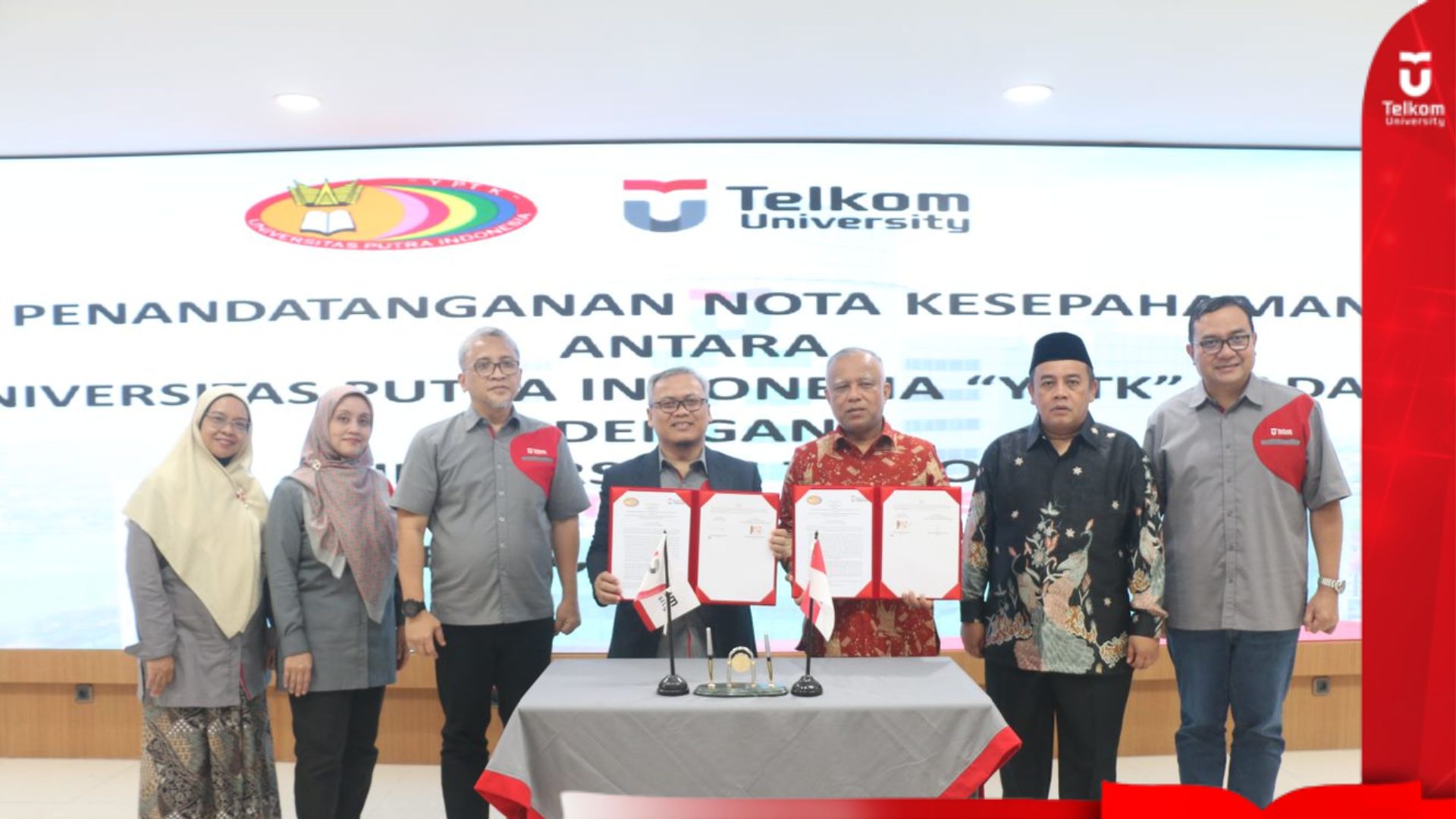 Kolaborasi Tingkatkan Kualitas Pendidikan, Tel-U dan Universitas Putra Indonesia "YPTK" Padang Jalin Kerjasama