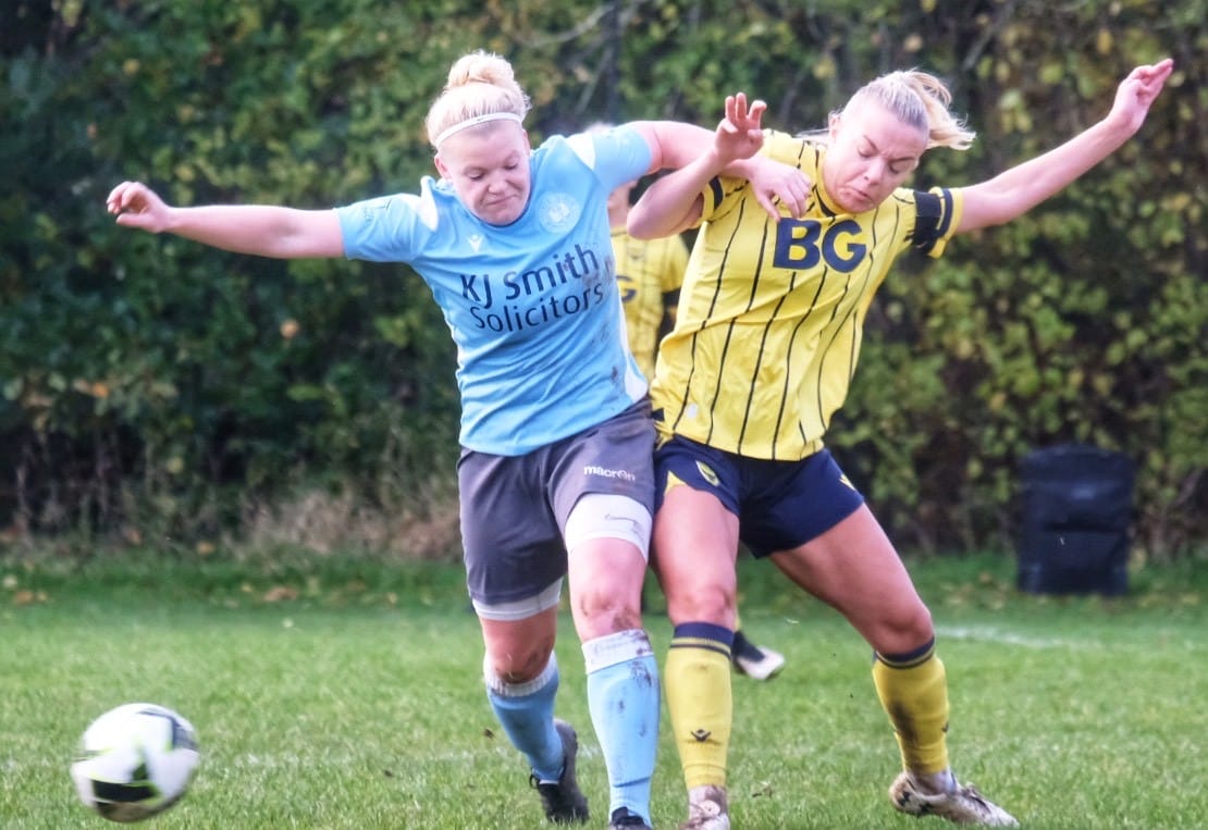 Woodley United Ladies v Oxford United Pictures: Andrew Batt